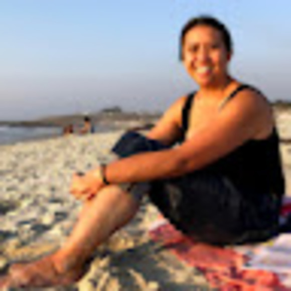 Meet your Posher, Stephanie - Picture 1 of 1